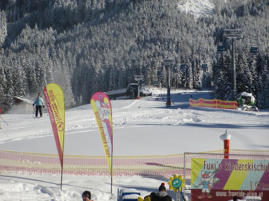 Ferienhaus Schwarzenbacher Lungötz エクステリア 写真